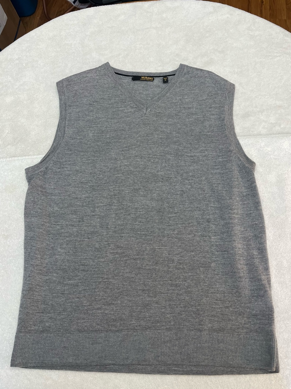 Murano Men’s Medium Merino Wool Sweater Vest V-Neck Gray Luxurious Italian Yarn